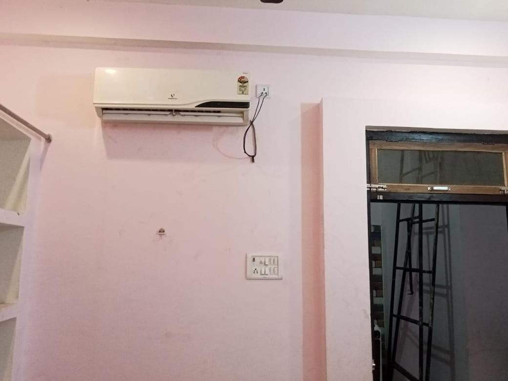 Vaibhav Sadan Dharmsala Hotel Ayodhya Екстериор снимка