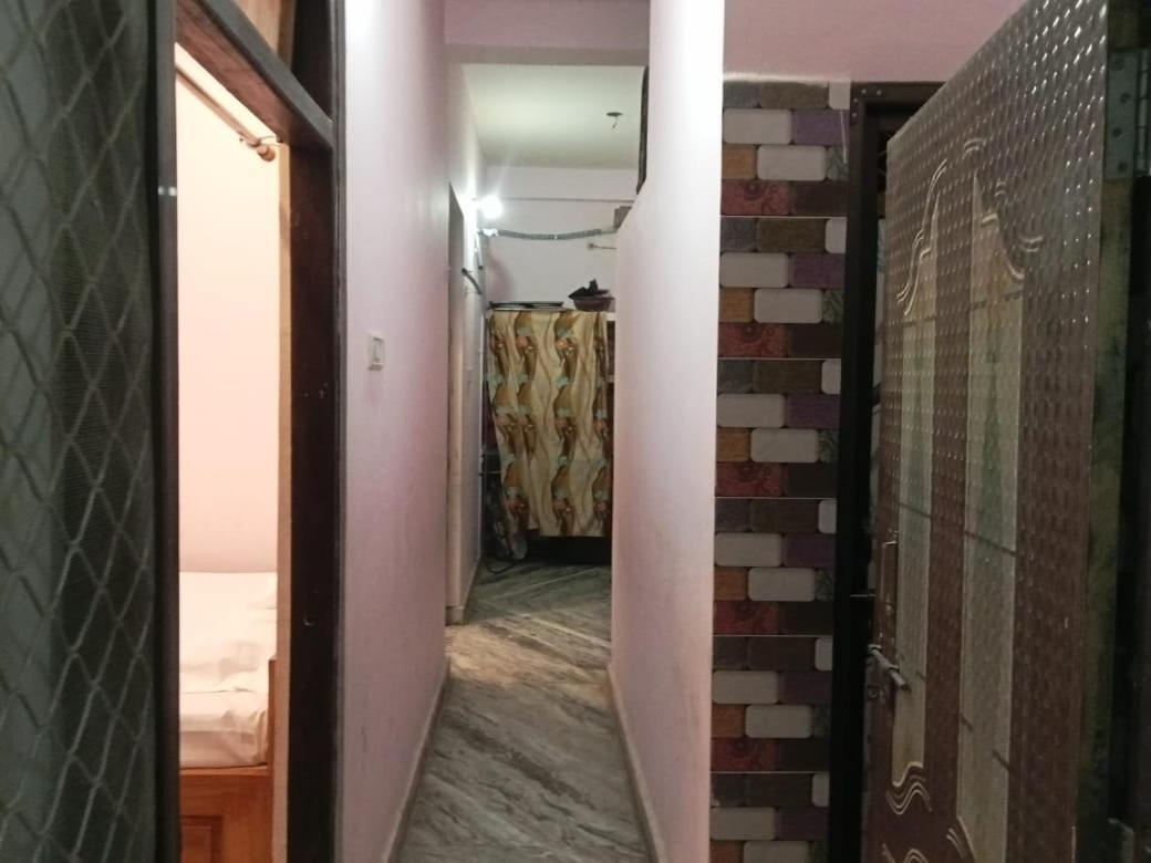 Vaibhav Sadan Dharmsala Hotel Ayodhya Екстериор снимка